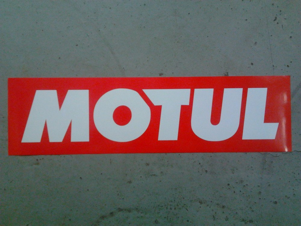 Наклейка Motul