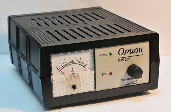 Зарядное устройство Орион-265 (автомат,  0-7А,  12В,  стрелочный амперметр) 
