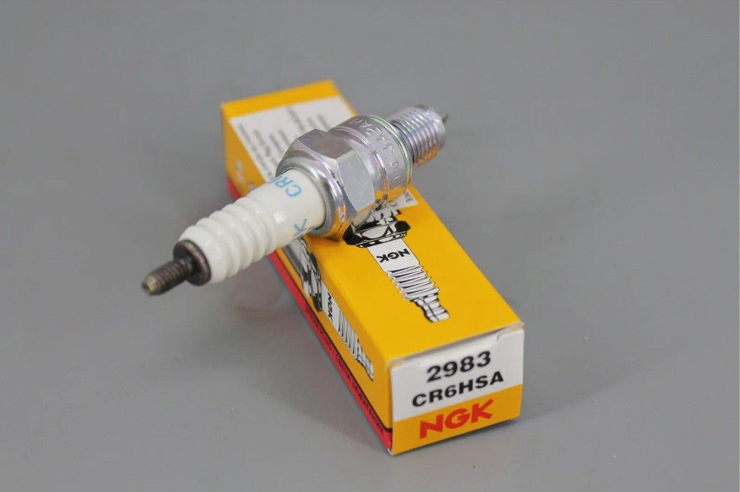 Свеча NGK CR6HSA 2983 