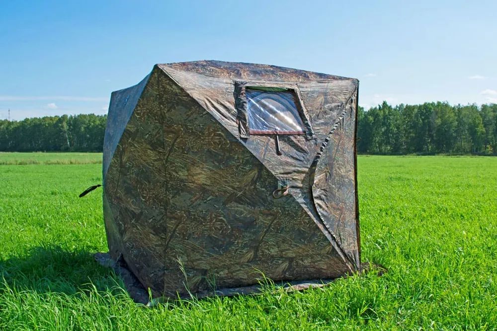 Палатка всесезонная КУБ 1.80 двухслойная Берег (с верандой-сеткой)