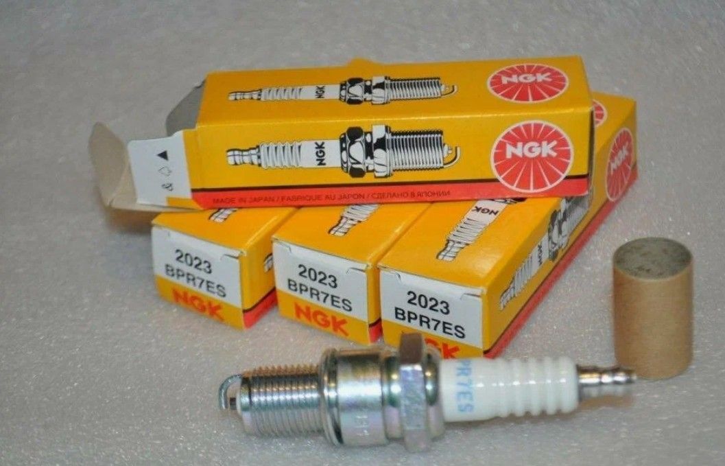 Свеча NGK BPR7ES 2023 
