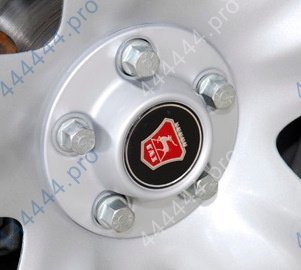 Колпак ГАЗ-31105 пластмассовый с эмблемой (311050-310201000)
