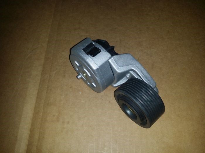 Натяжитель ремня КАМАЗ Cummins 6CT 8.3 ISLe 310-30 (340-30, 375-30) с роликом 3937555/3936205/3934819/3936213/3976831