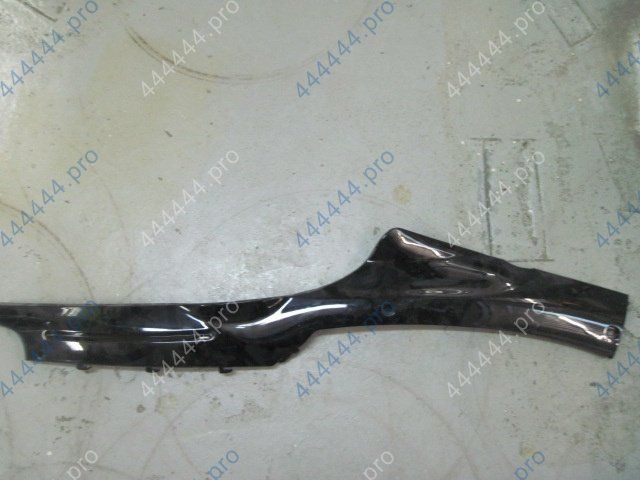 Облицовка рамы боковая нижняя,  левая - чёрный цвет RS750