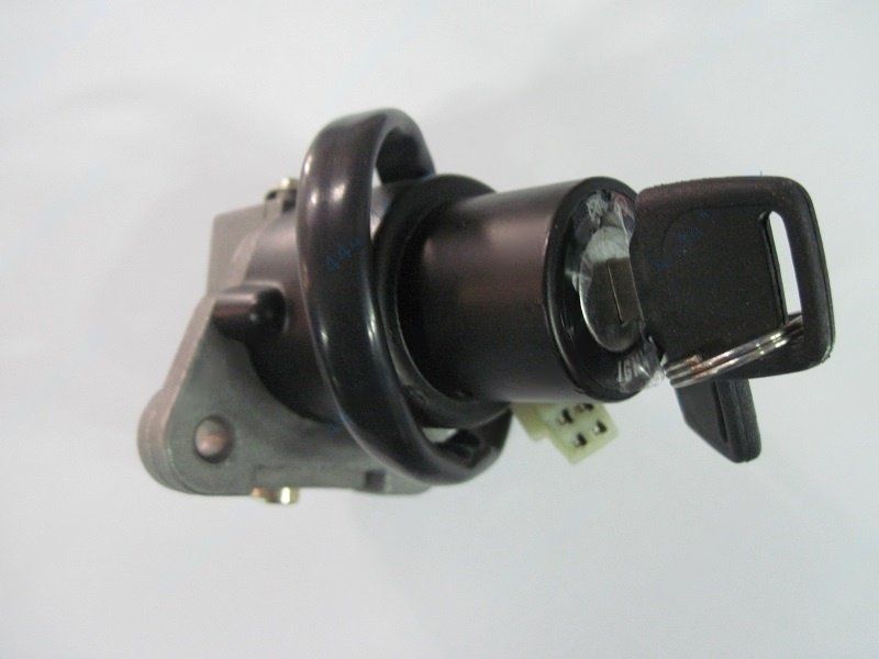 Замок зажигания в сборе, 2 ключа