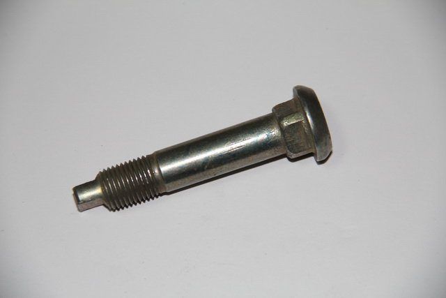 Болт /11448/ М12*67 (ось) опорный эксцерника пер.кол. "ГАЗ-24" 21Р-3501068