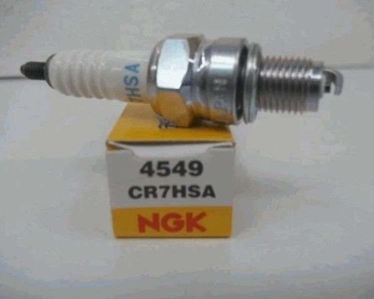 Свеча NGK CR7HSA 4549 