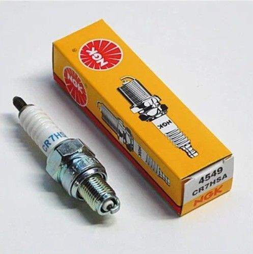Свеча NGK CR7HSA 4549 