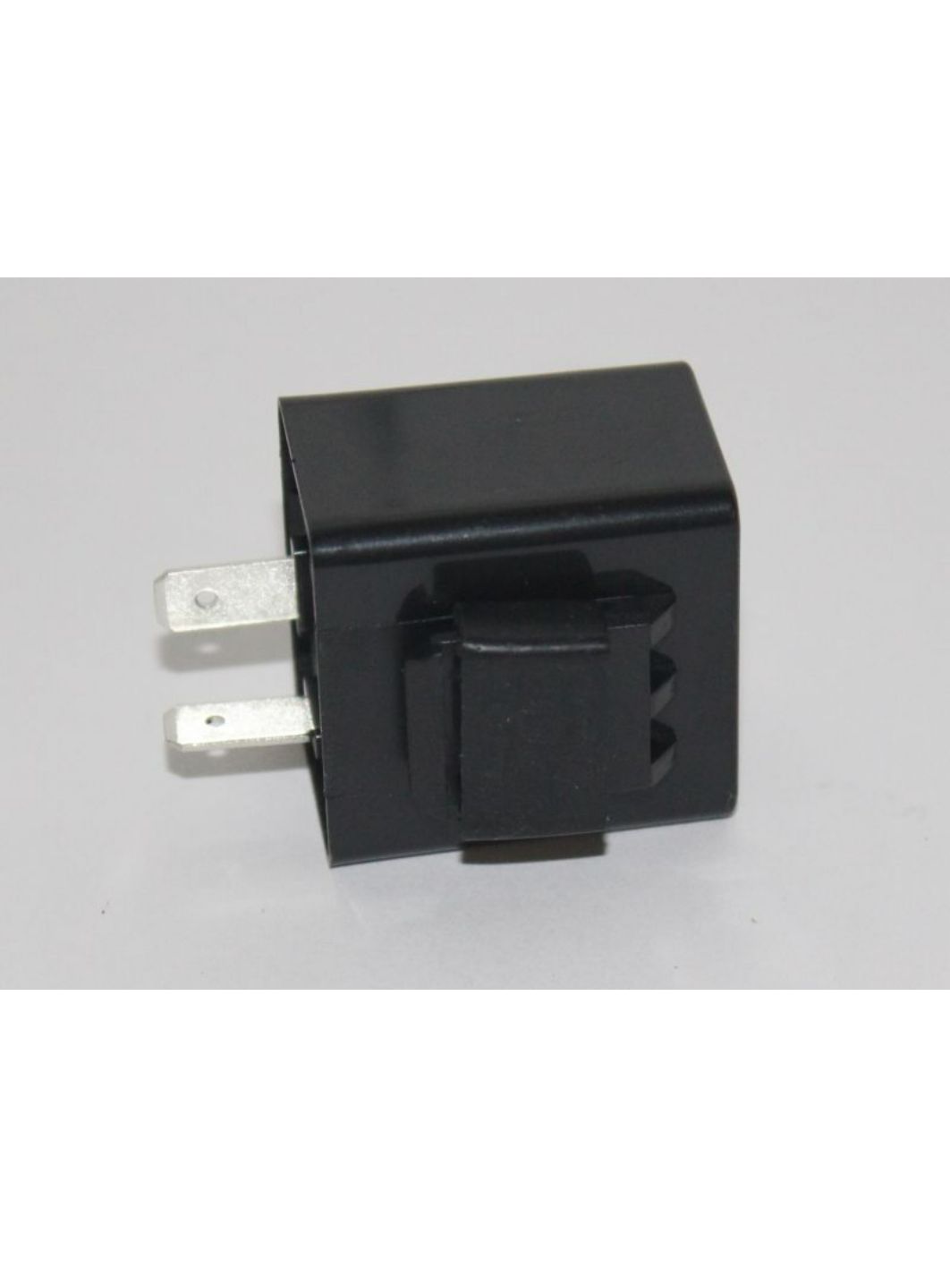 Реле поворота 2-х контактное 12V