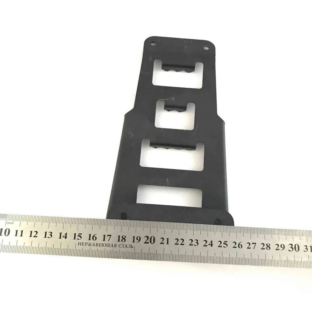 Подножка пассажира Тайга С40101405
