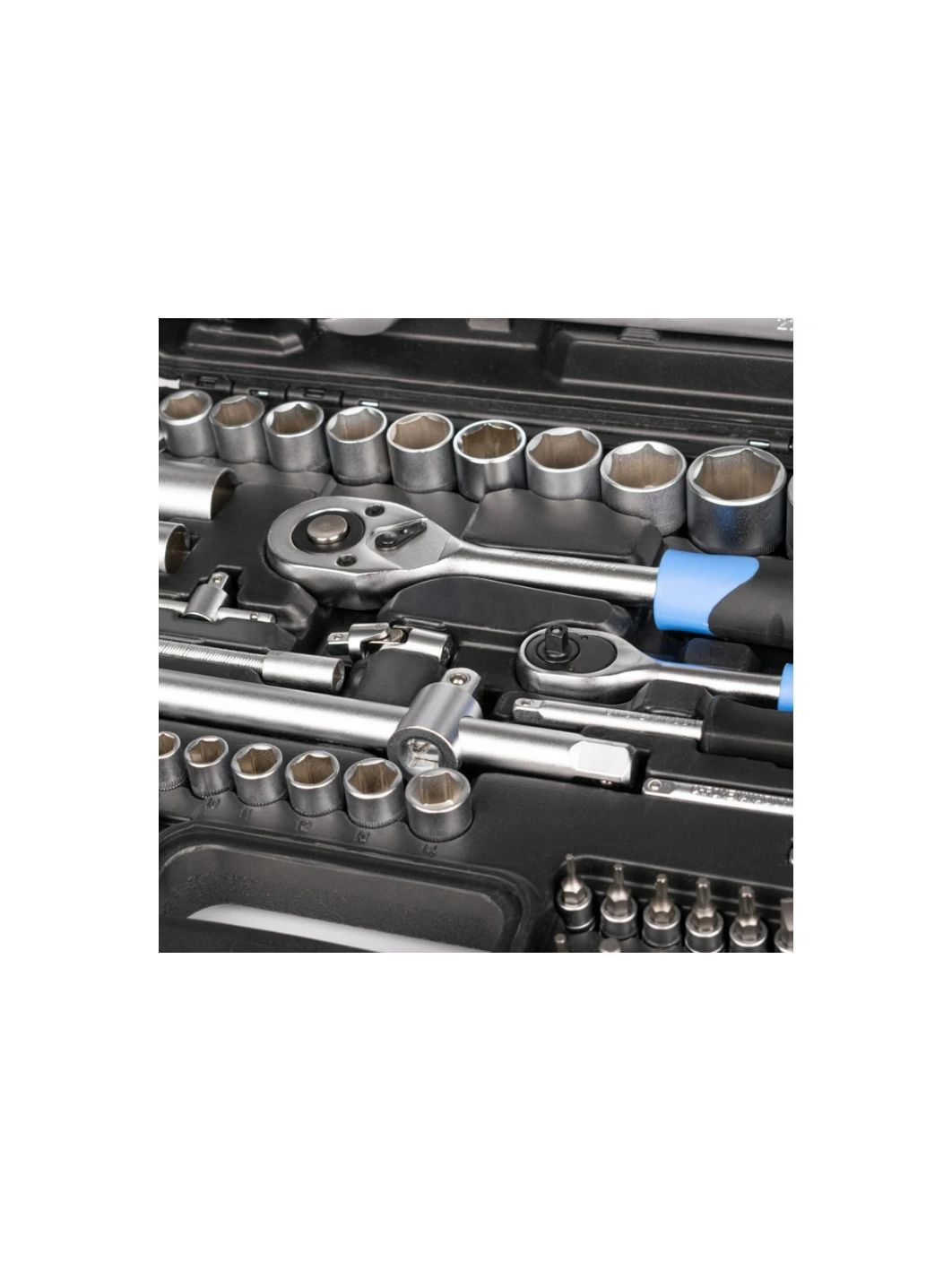 Набор инструмента универсальный 82 предмета 1/2",  1/4" AVS MASTER MTS-82